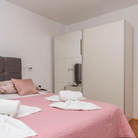Apartment Strawberry マカルスカ エクステリア 写真
